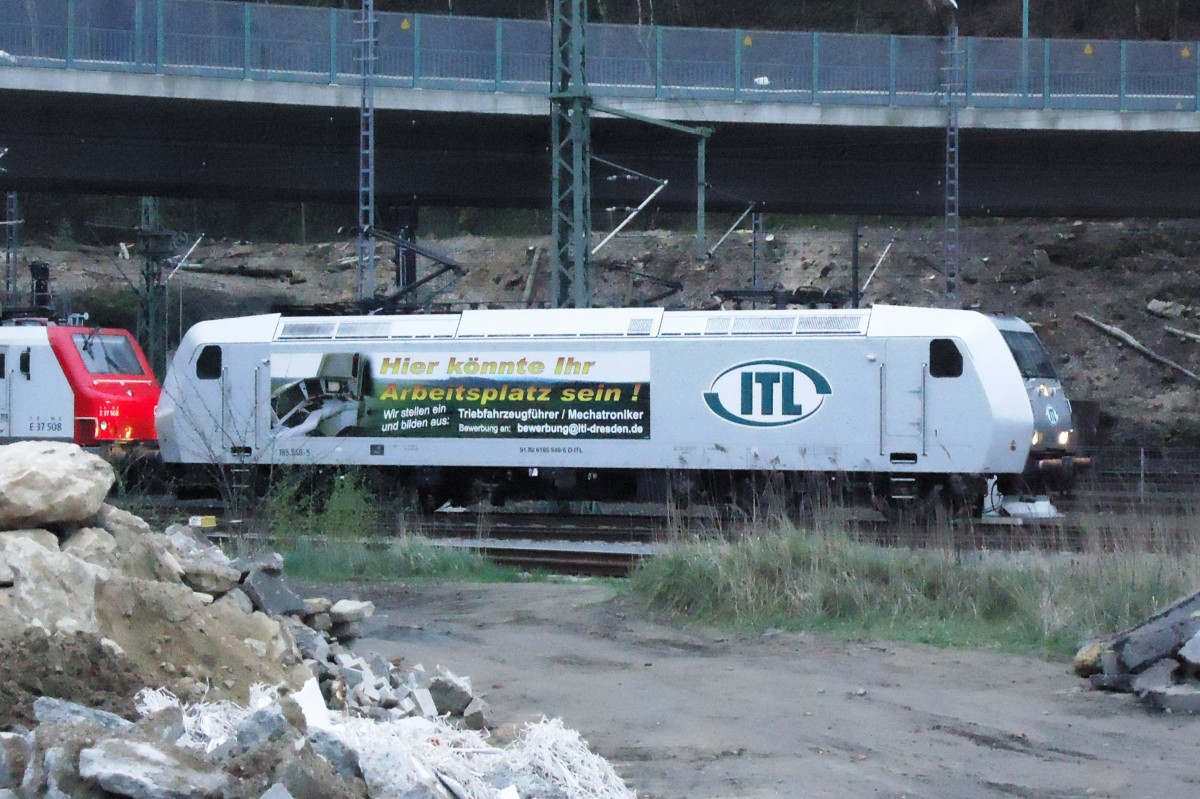 ITL 185 548 ist parkiert in Bad Schandau, 10 April 2014.