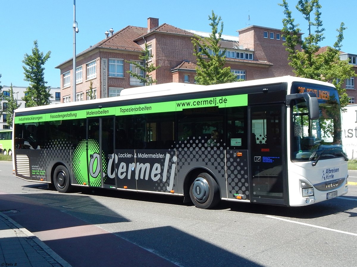 Iveco Crossway von Albreisen Hirrle aus Deutschland in Reutlingen.