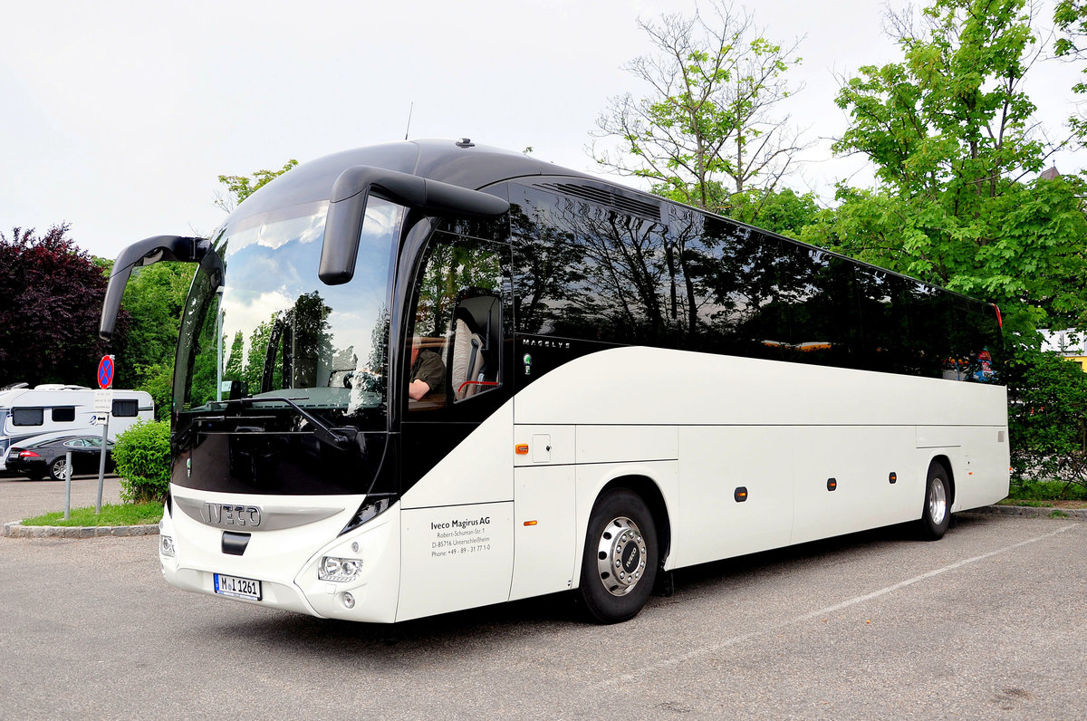 IVECO Magelys von der Iveco Magirus AG aus der BRD in Krems gesehen.