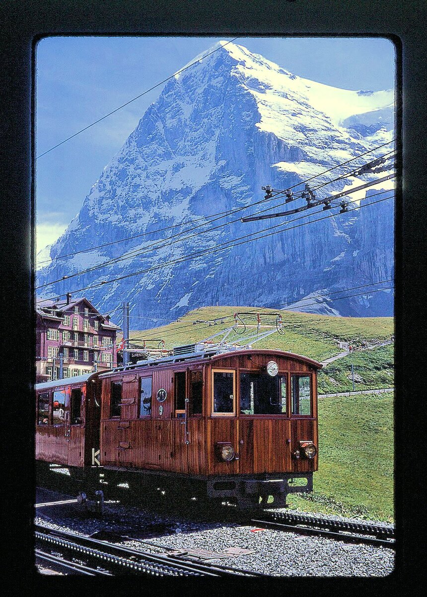 Jungfraubahn Lokomotive 9 vor der Eiger Nordwand. 13.August 1968 
