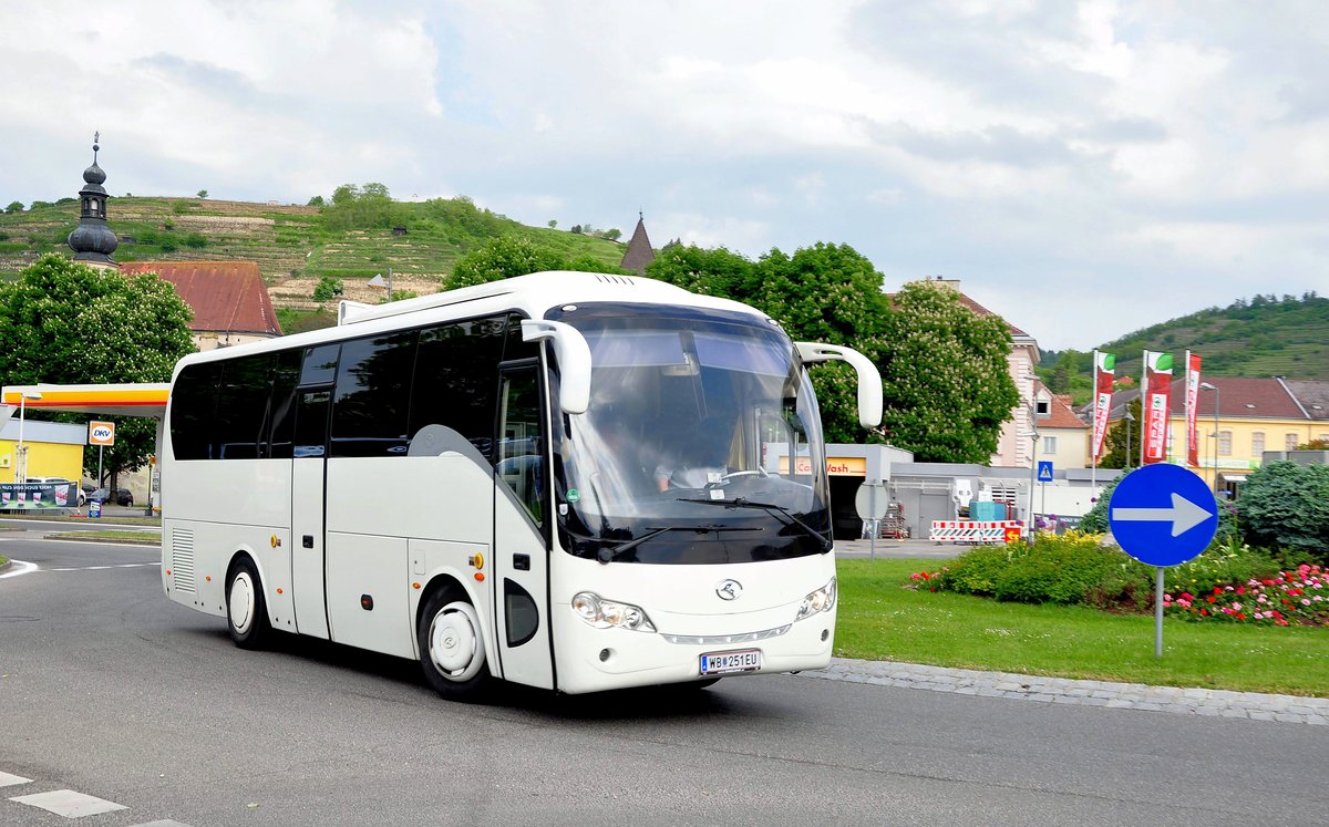 King Long aus sterreich in Krems gesehen.