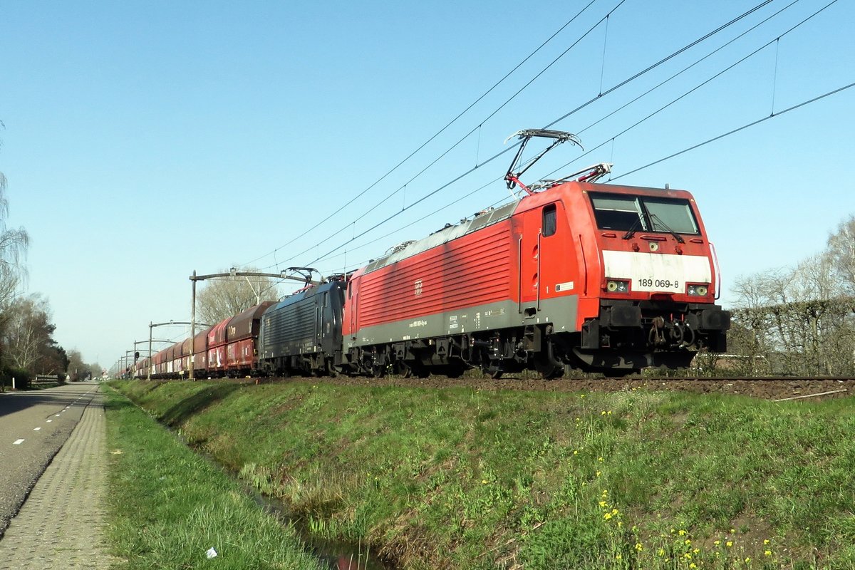 Kohlezug mit 189 069 durchfahrt am 30 März 2021 Roond.