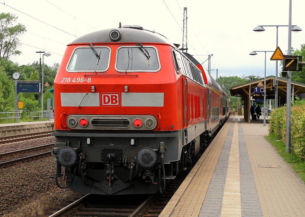 Kombination Nr.4 ist die Gastlok der DB ZugBus Regionalverkehr Alb-Bodensee GmbH Ulm 218 496-8(REV/HBX/23.12.10)die mit 3 Dostos und einem n-Steuerwagen die RB nach Husum bildete. Schleswig 25.06.2013