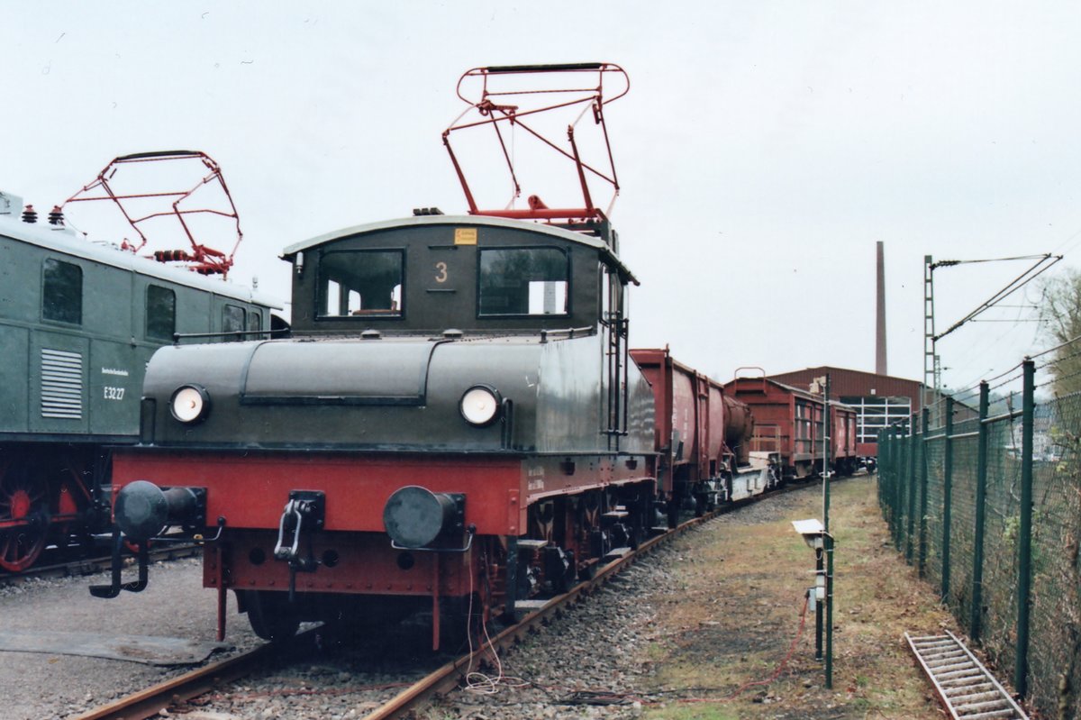 Lok-3 steht am 17 April 2009 in Bochum-Dahlhausen.