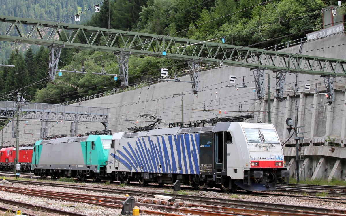 Lokomotion 186 442-0 und 185 575, Brenner 18.07.2019