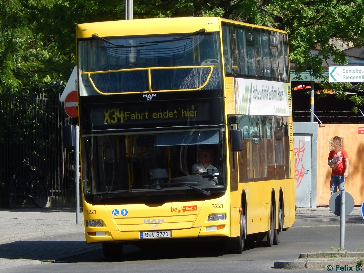 MAN Lion's City DD der BVG in Berlin.