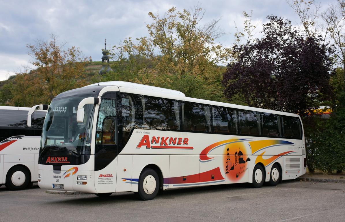 MAN Lion`s Coach von Ankner Reisen aus der BRD 07/2017 in Krems.