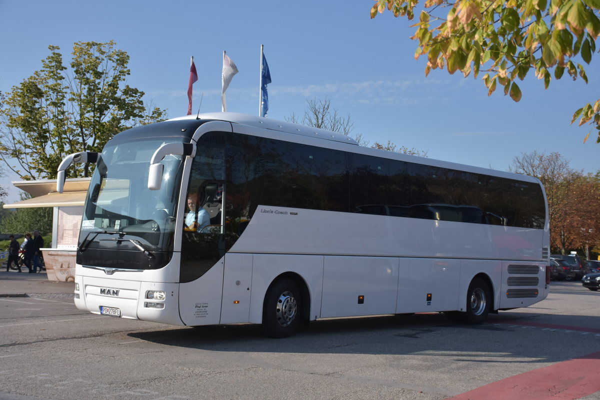 MAN Lion`s Coach von Daf Tour aus der SK 09/2017 in Krems.