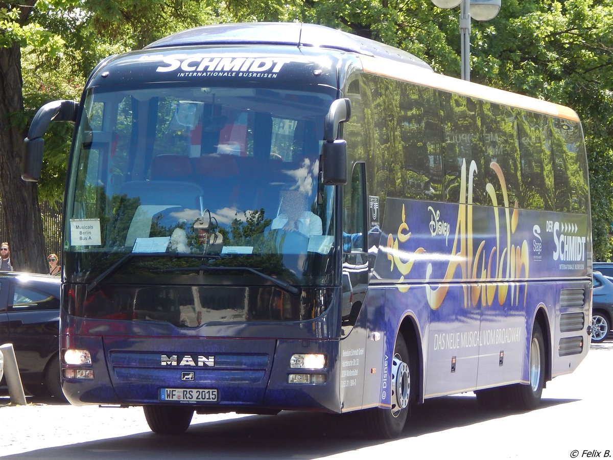 MAN Lion's Coach von Der Schmidt aus Deutschland in Berlin.