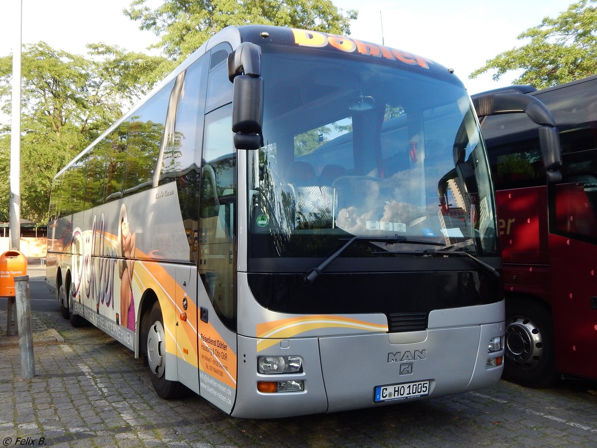 MAN Lion's Coach von Döhler aus Deutschland in Berlin.