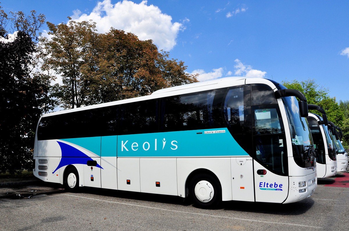 MAN Lions Coach Euro6 von Eltebe Keolis Group aus Belgien am 21.7.2015 in Krems.
Liebe Gre an den freundlichen Fahrer und  Danke  fr die Fotogenehmigung des Innenraumes.