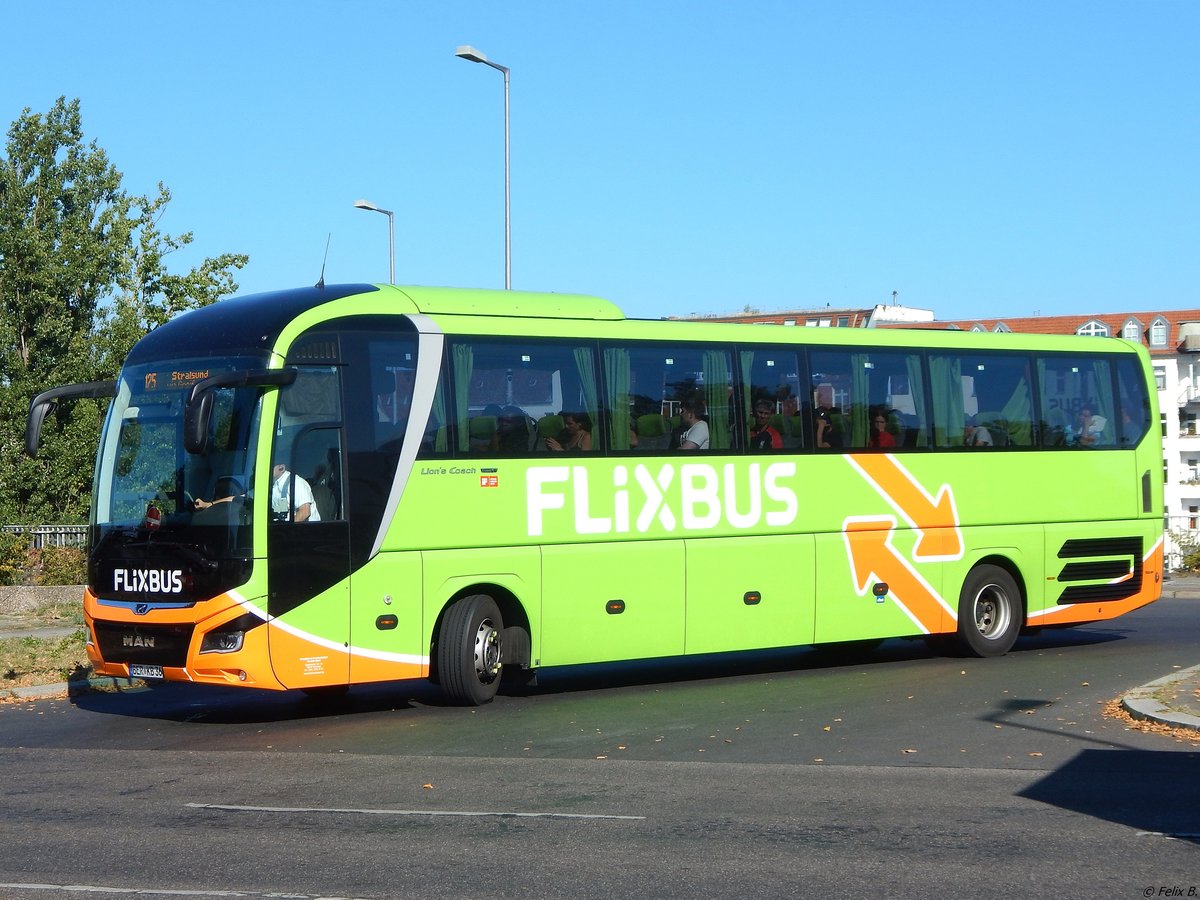 MAN Lion's Coach von Flixbus/Karsten Brust aus Deutschland in Berlin. 