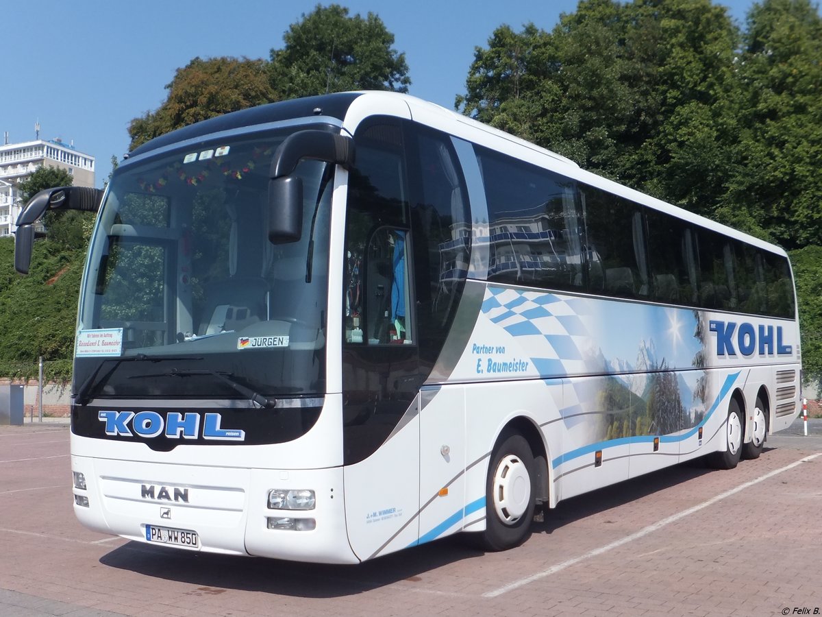 MAN Lion's Coach von Kohl aus Deutschland im Stadthafen Sassnitz.