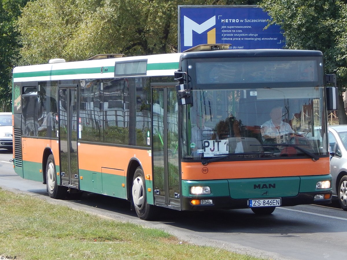 MAN Niederflurbus 2. Generation von Namaxa Tour aus Polen in Stettin.