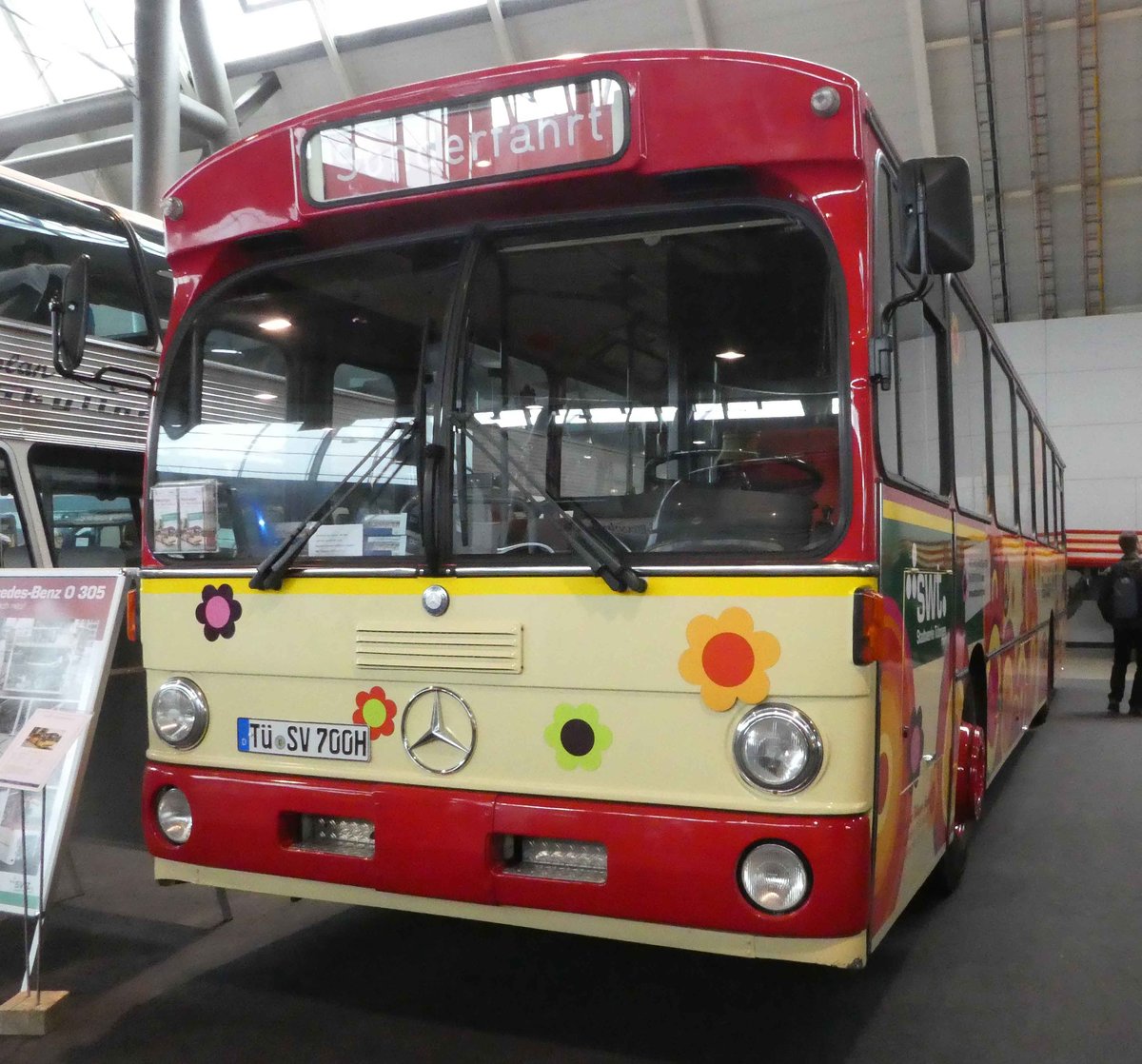 MB O 305 der Stadtwerke Tübingen, Bj. 1986, 11334 ccm, 240 PS, 44 Sitzplätze, ausgestellt bei der Retro Classic 2019 in Stuttgart