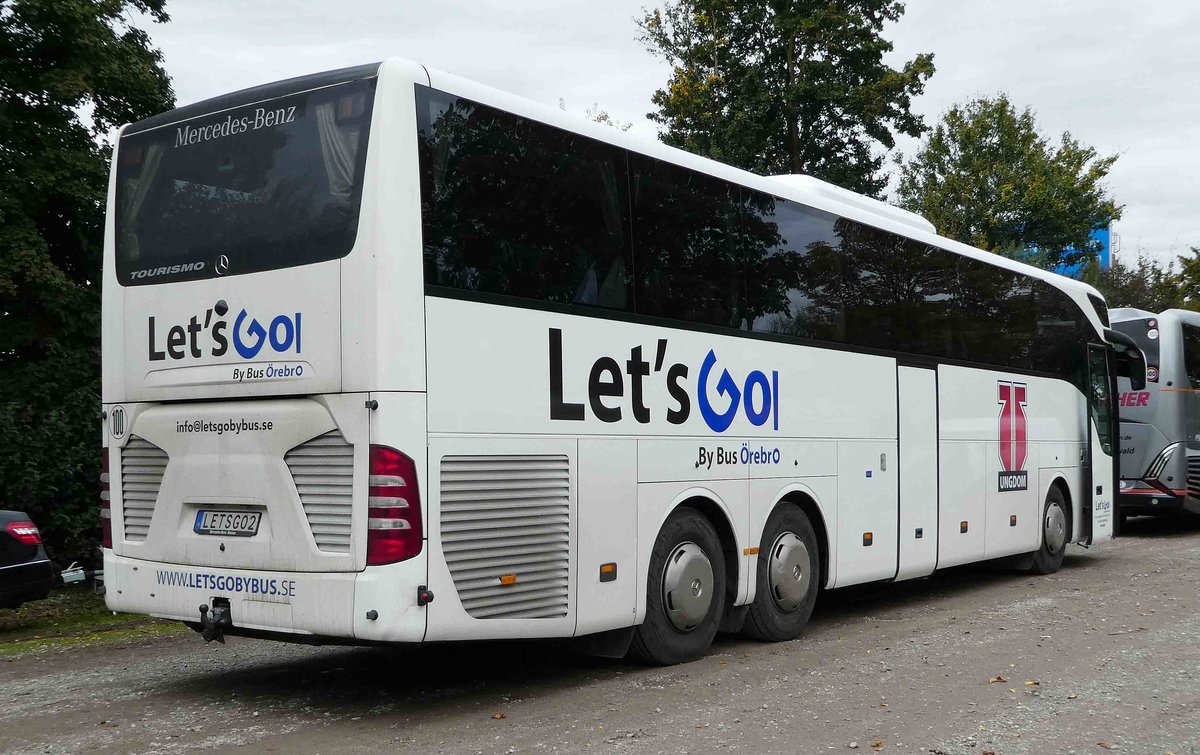 MB Tourismo von Let`sGo aus Schweden steht auf dem Busparkplatz der Veterama 2017 in Mannheim, Oktober 2017