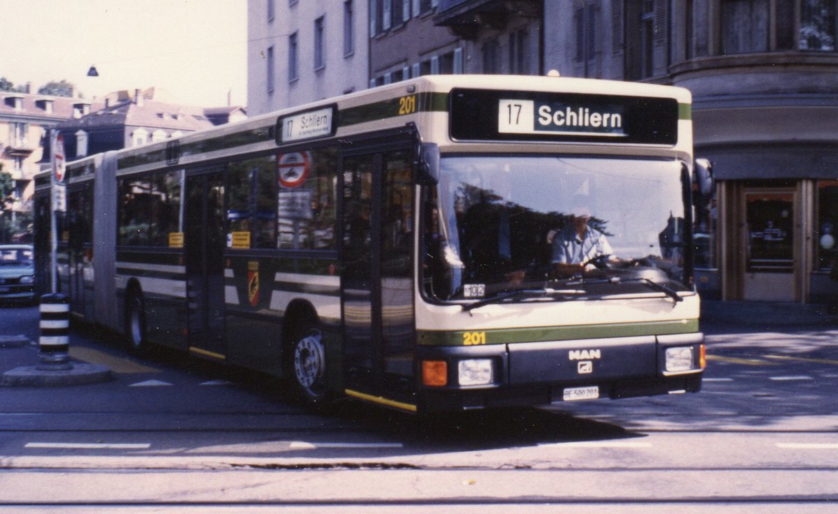 (MD095) - Aus dem Archiv: SVB Bern - Nr. 201/BE 500'201 - MAN um 1992 in Bern