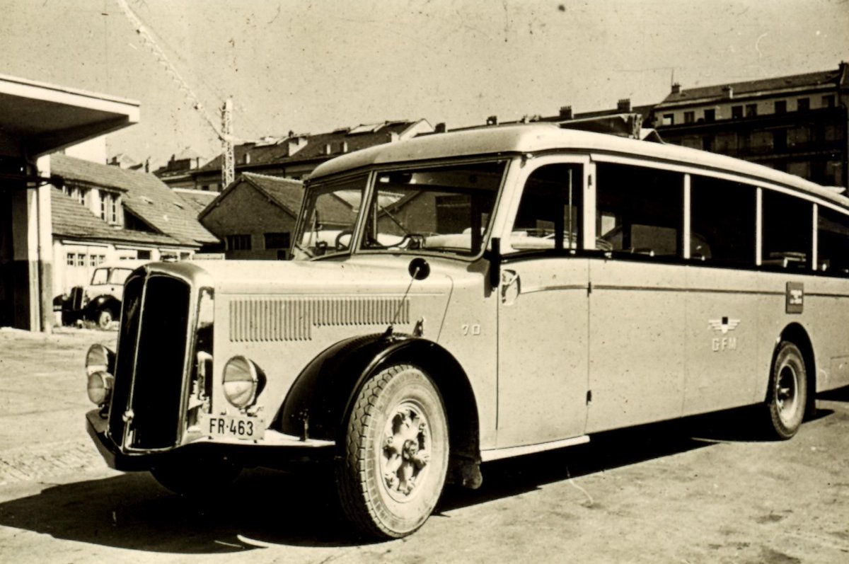 (MD172) - Aus dem Archiv: GFM Fribourg - Nr. 70/FR 463 - Saurer/Saurer um 1965