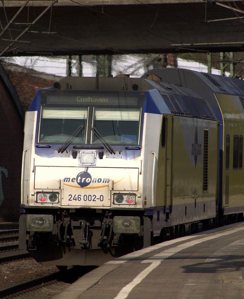 ME 246 002-0 flimmert hier im Bhf HH-Harburg vor sich hin und wartet auf die Weiterfahrt Richtung Cuxhaven. 23.03.2013