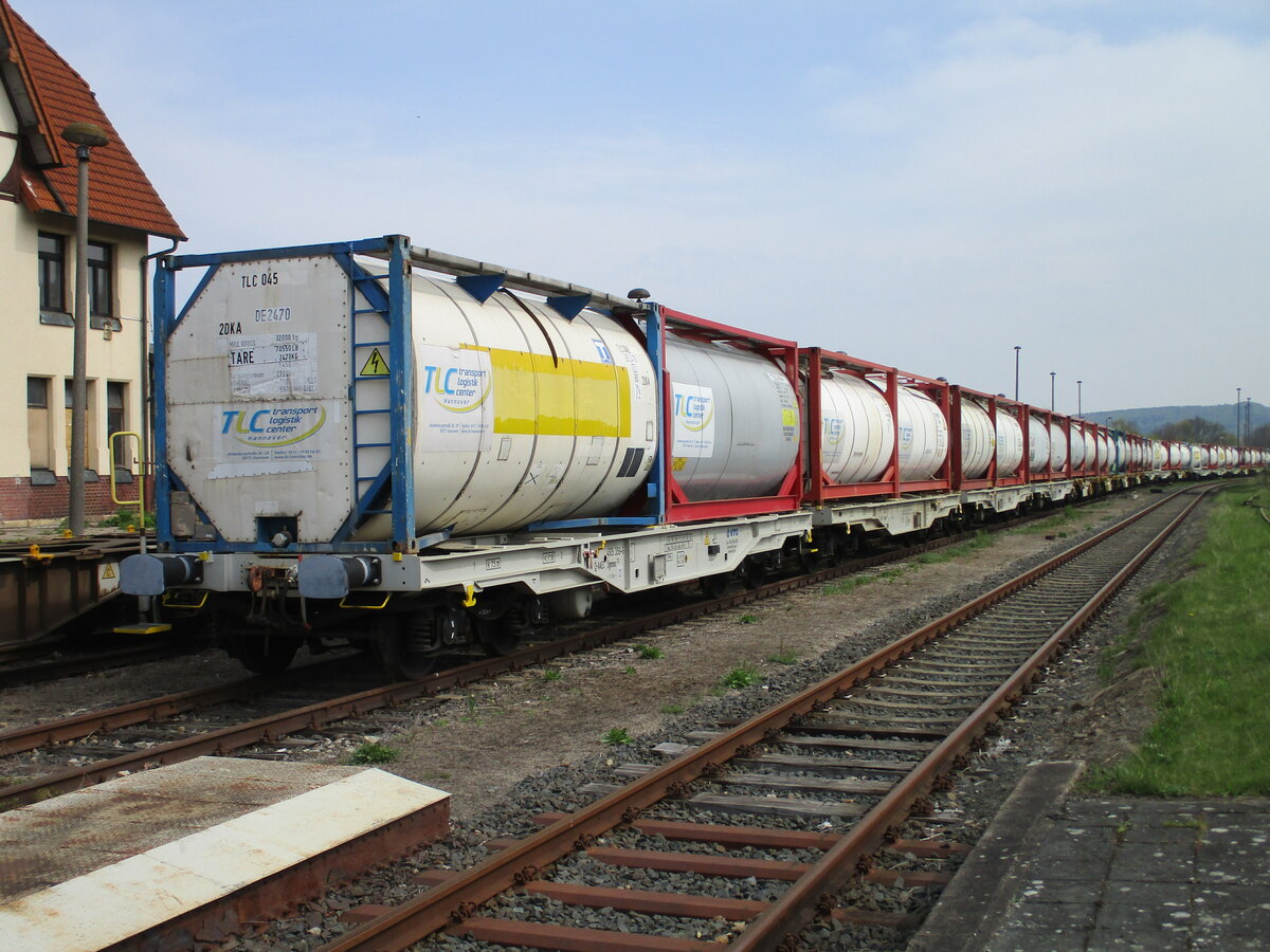 Mehrere Sgmmns,am 29.April 2022,im Bahnhof Vacha.