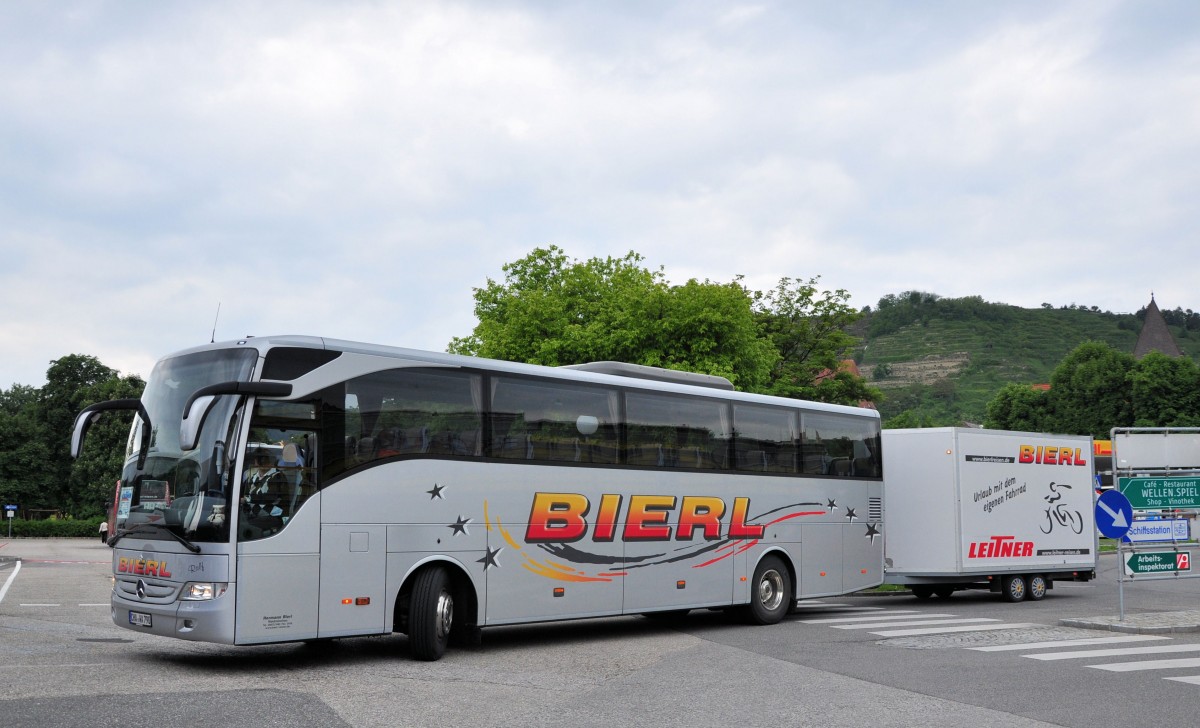 Mercedes Benz Tourismo von BIERL Hermann aus der BRD am 25.5.2013 in Krems.