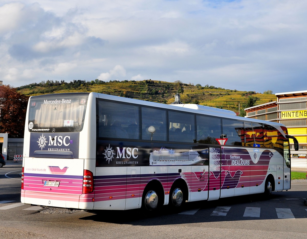 Mercedes Benz Tourismo von IDEAL Tours aus der BRD am 21.10.2014 in Krems.