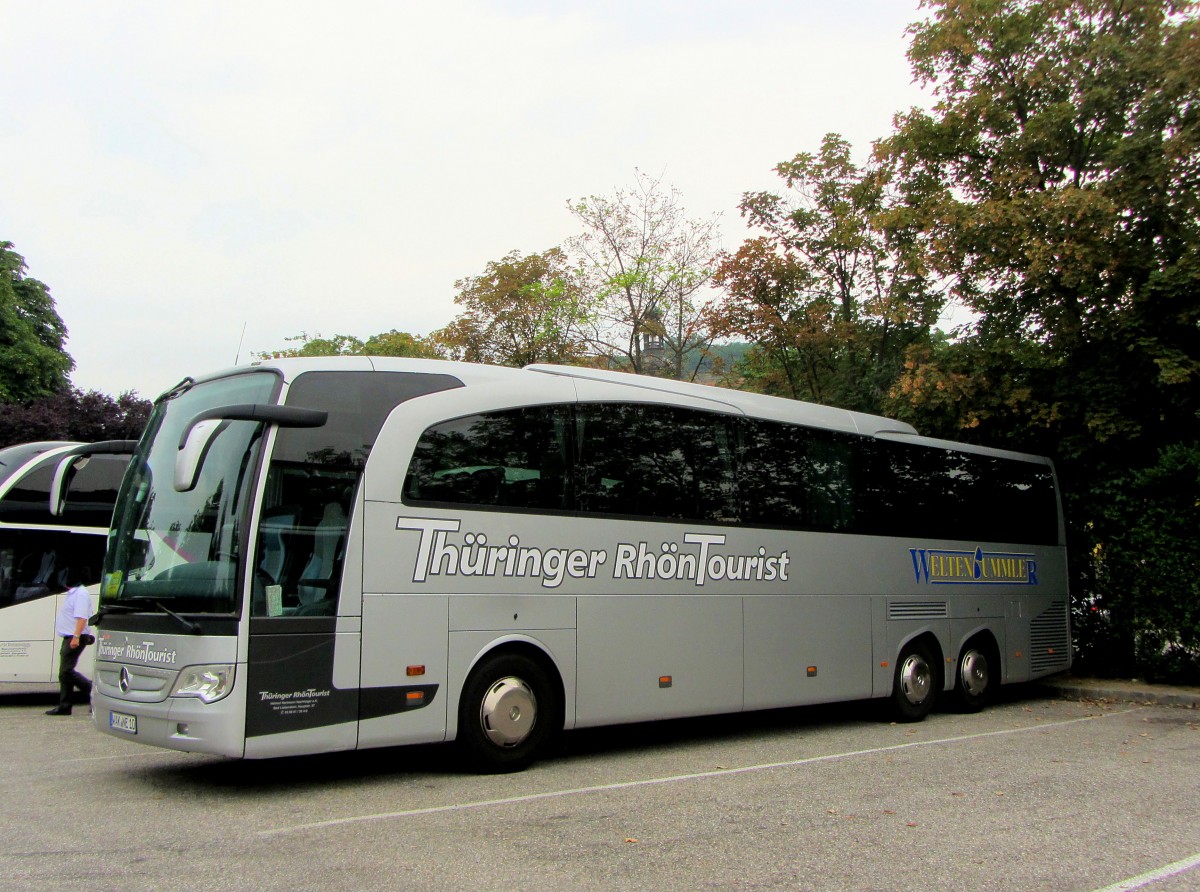 MERCEDES BENZ TRAVEGO von THRINGER RHN TOURISTIK im Augut 2013 in Krems.