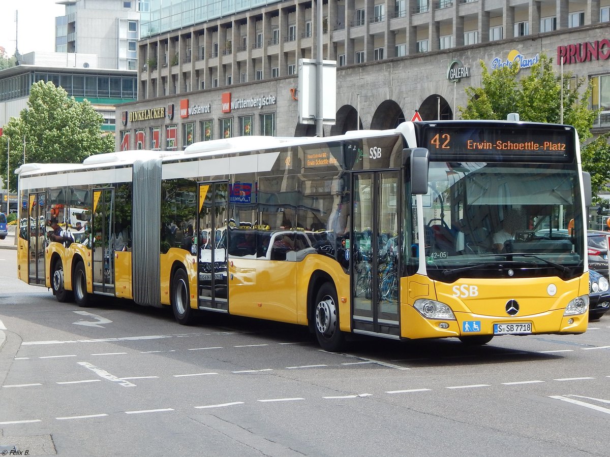 Mercedes CapaCity der SSB in Stuttgart.