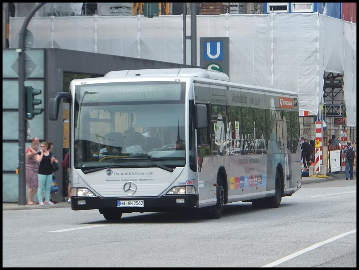 Mercedes Citaro I der Hamburger Hochbahn AG in Hamburg.