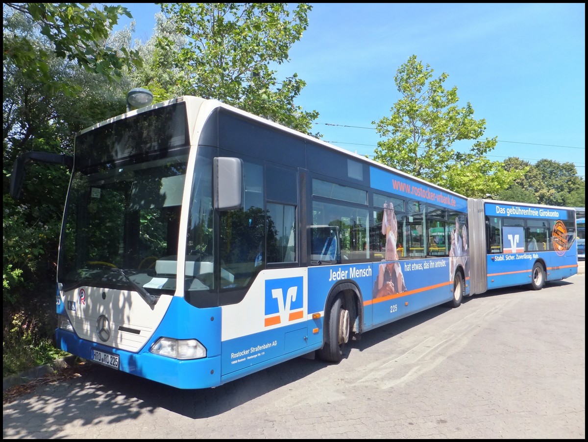 Mercedes Citaro I der Rostocker Straenbahn AG in Rostock.