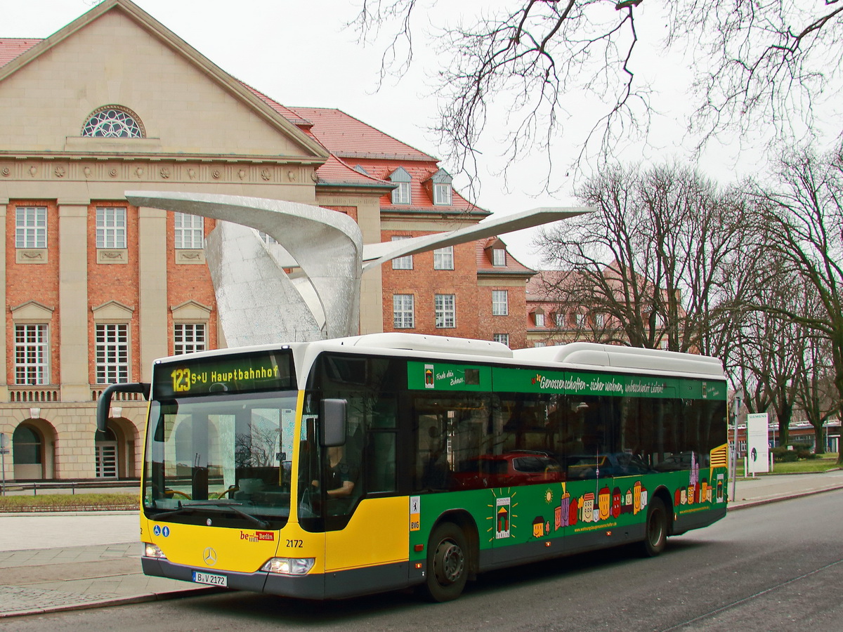 Mercedes Citaro II der BVG in Berlin Siemensstadt am 27. Januar 2018. 