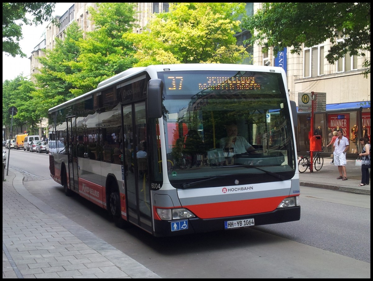 Mercedes Citaro II der Hamburger Hochbahn AG in Hamburg.