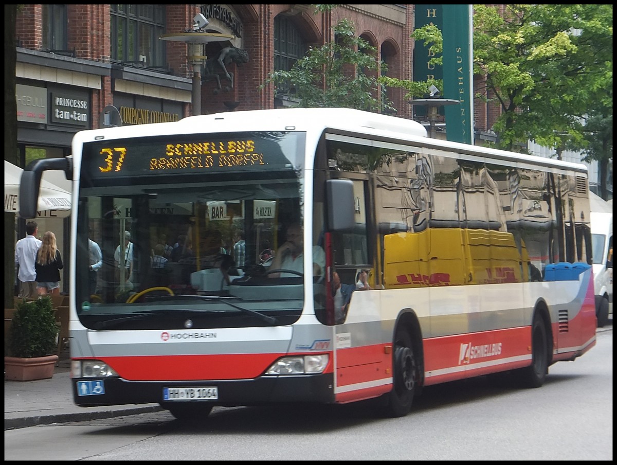 Mercedes Citaro II der Hamburger Hochbahn AG in Hamburg.