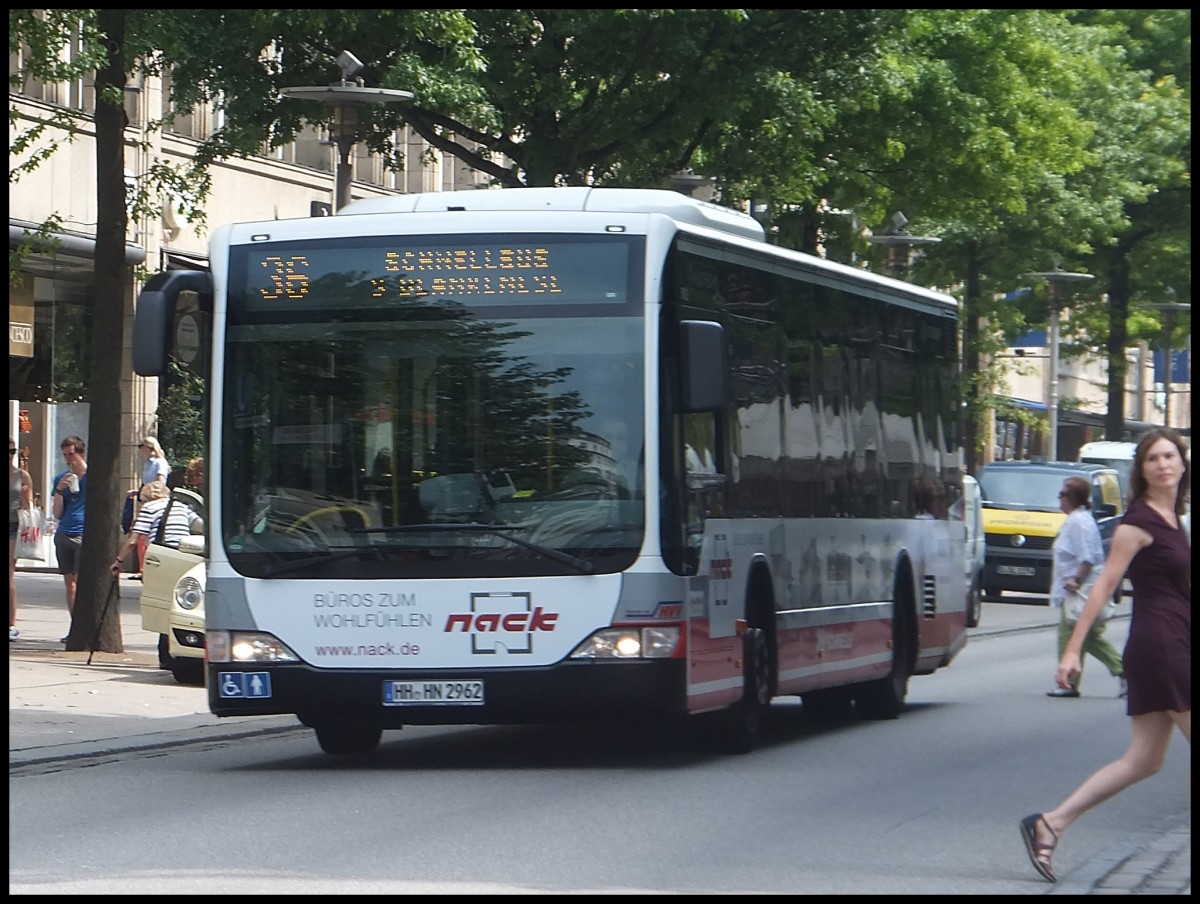 Mercedes Citaro II der Hamburger Hochbahn AG in Hamburg.