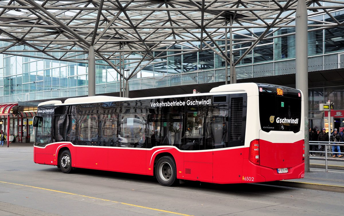 Mercedes Citaro Linienbus von Gschwindl in Wien,hier bei der Station Praterstern.