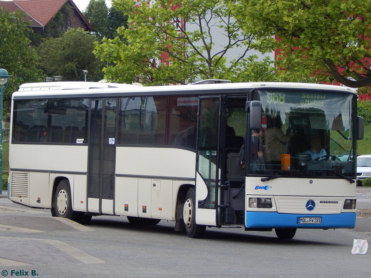 Mercedes Integro vom Busverkehr Märkisch-Oberland in Frankfurt.