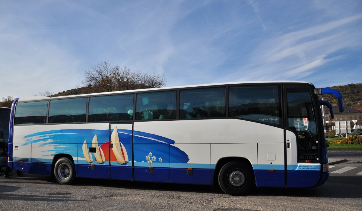 Mercedes O 404 von Bechter aus sterreich im Herbst 2013 in Krems.