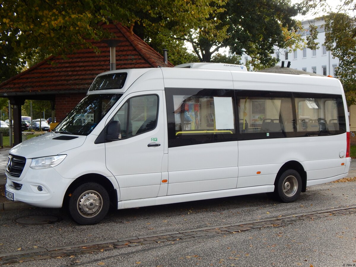 Mercedes Sprinter von Becker-Strelitz Reisen aus Deutschland in Güstrow. 