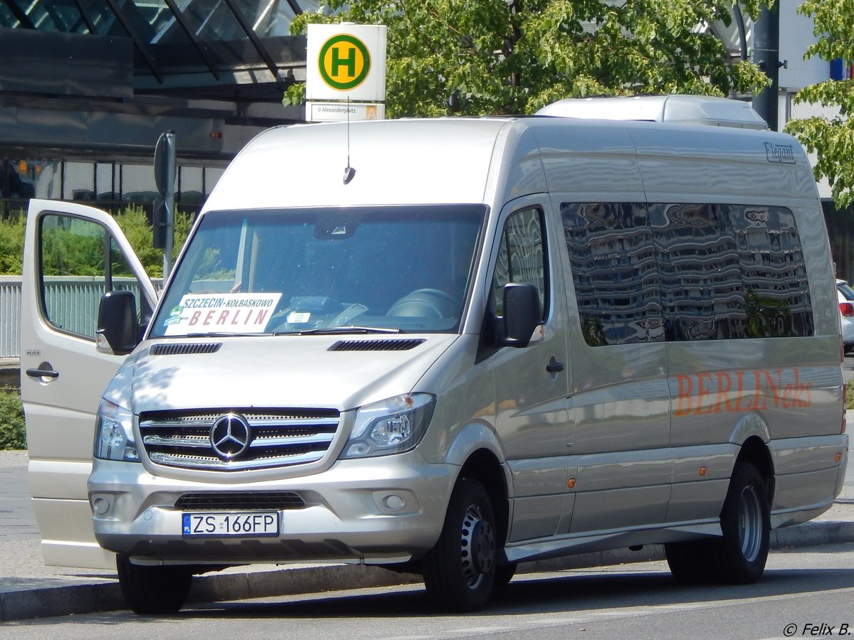 Mercedes Sprinter von Berlineks aus Polen in Berlin. 