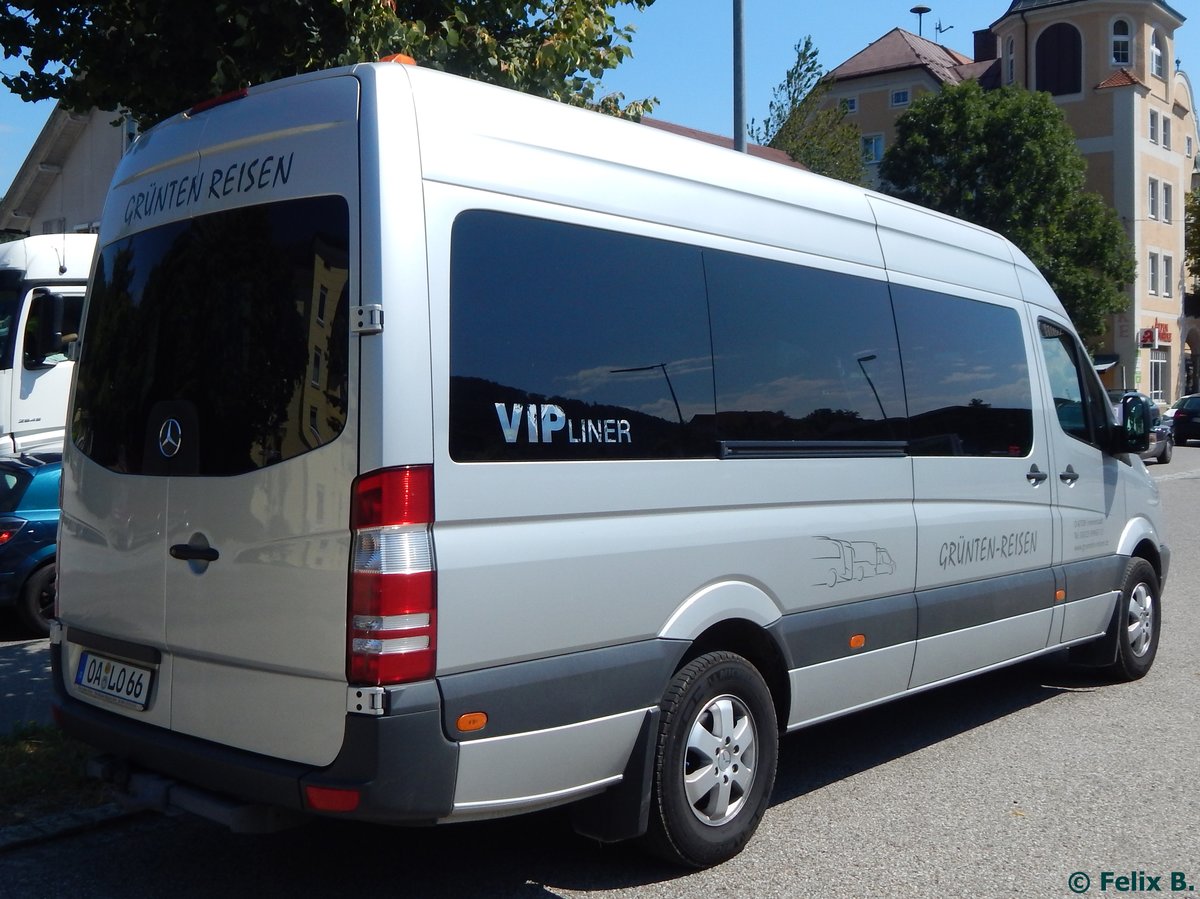 Mercedes Sprinter von Grünten-Reisen aus Deutschland in Immenstadt.