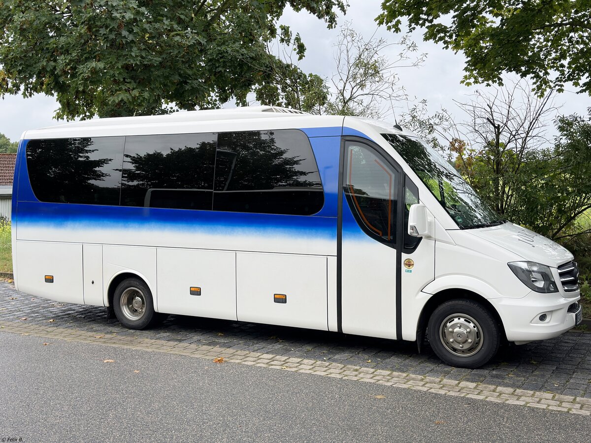 Mercedes Sprinter von Jordan Reisen aus Deutschland in Malchow.