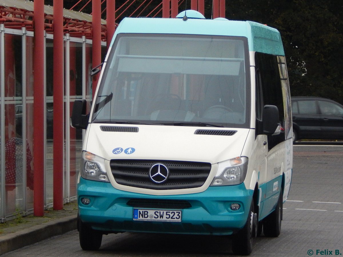 Mercedes Sprinter der Neubrandenburger Verkehrsbetriebe in Neubrandenburg.