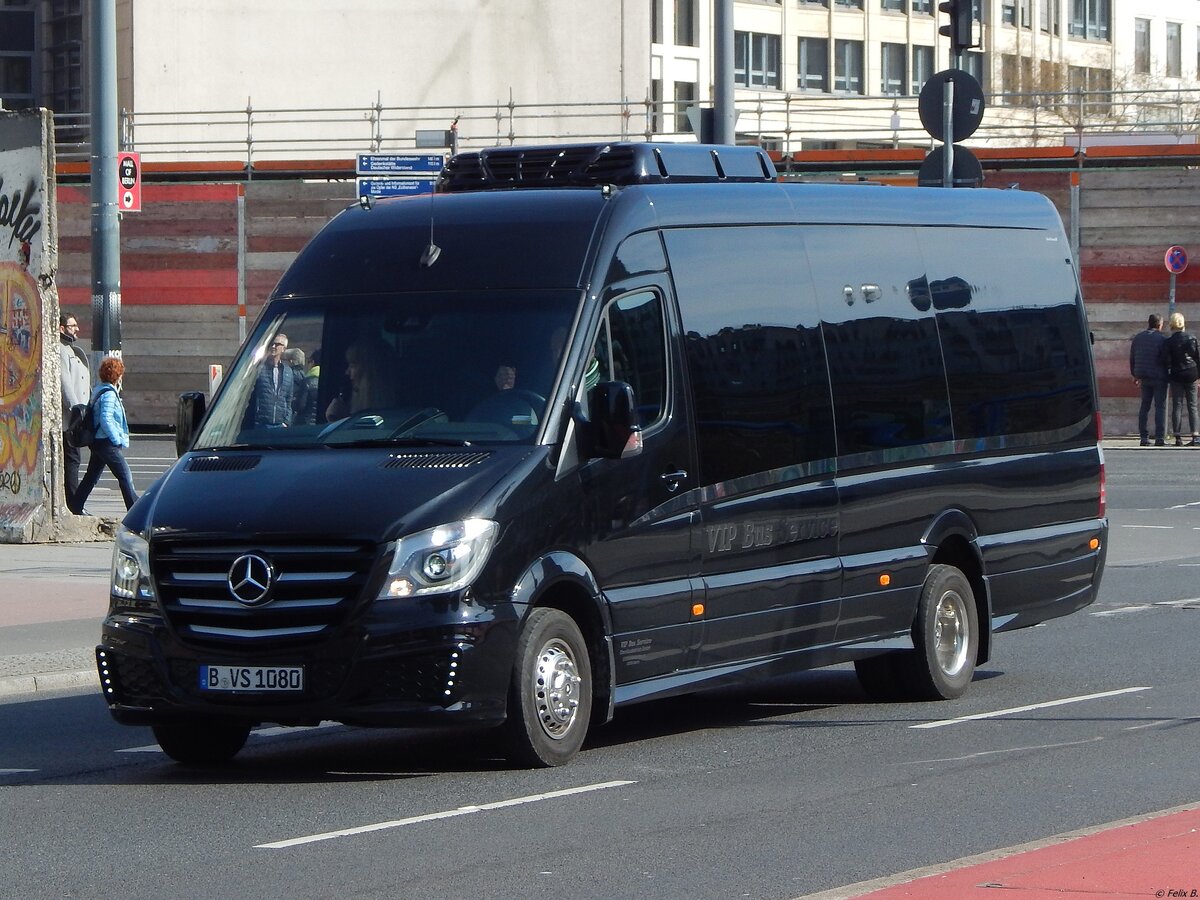 Mercedes Sprinter von Vip Bus Connection aus Deutschland in Berlin.