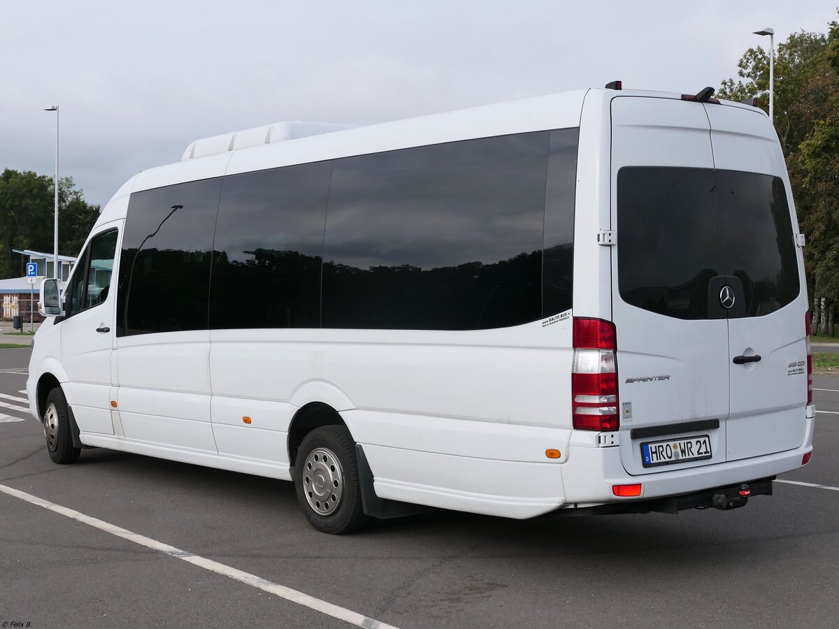 Mercedes Sprinter von Westphal-Reisen aus Deutschland in Neubrandenburg.