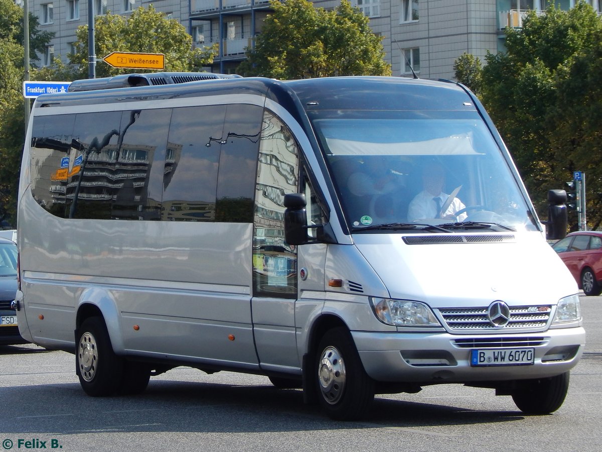 Mercedes Sprinter von Wunderwald aus Deutschland in Berlin.