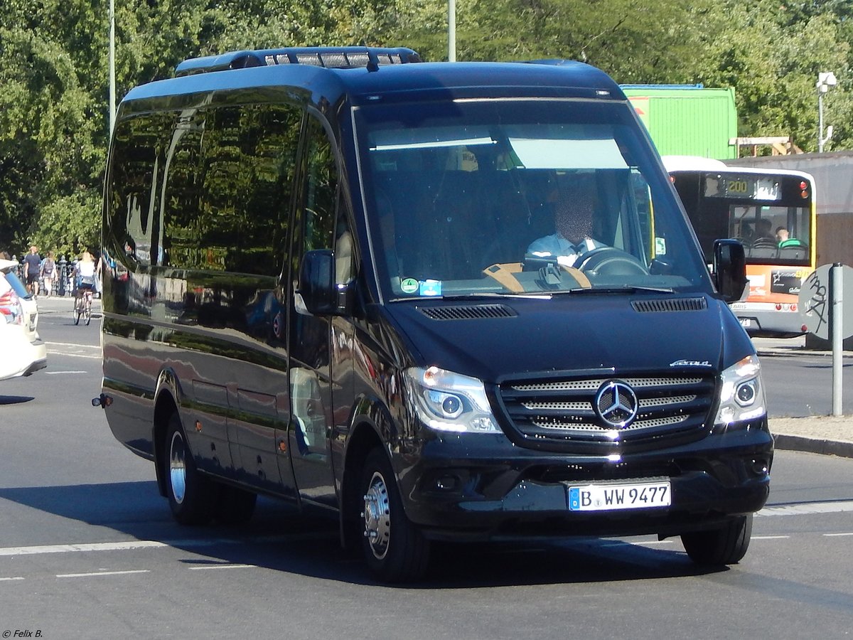 Mercedes Sprinter von Wunderwald aus Deutschland in Berlin. 