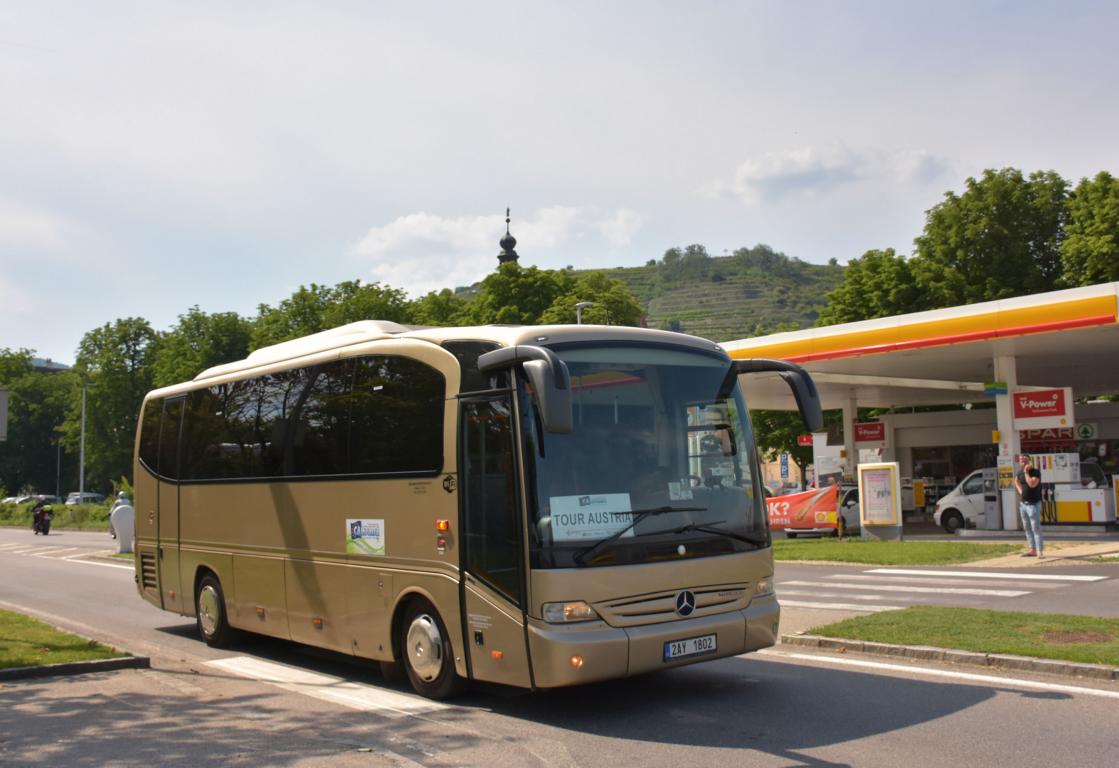 Mercedes Tourino von Caldana Reisen aus der CZ 2018 in Krems gesehen.