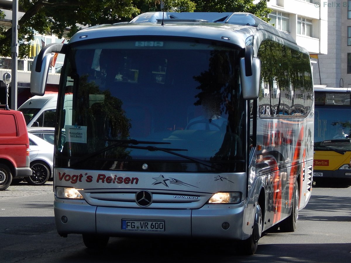 Mercedes Tourino von Vogt's Reisen aus Deutschland in Berlin.