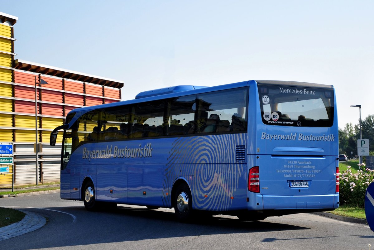 Mercedes Tourismo von Bayerwald Bustouristik in Krems.