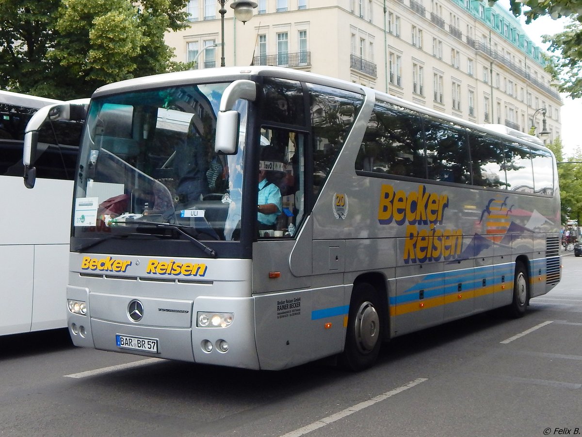 Mercedes Tourismo von Becker-Reisen aus Deutschland in Berlin. 